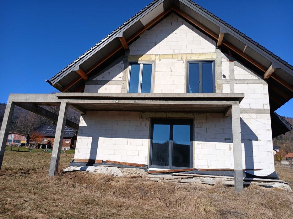 Dom jednorodzinny na dużej, słonecznej działce - Mszana Dolna