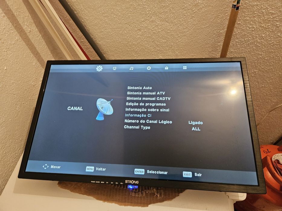 Tv 22  polegadas strong