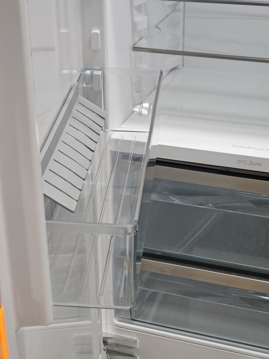 Холодильник вбудований KFN 7744 D 2024р Wi-Fi стан ідеальний Гарантія!