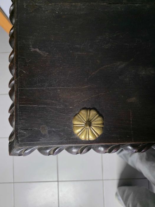 Baú/Arca madeira trabalhado