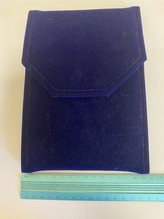 Оксамитовий конверт SINGAPORE GEMS & metals co. (pte) ltd