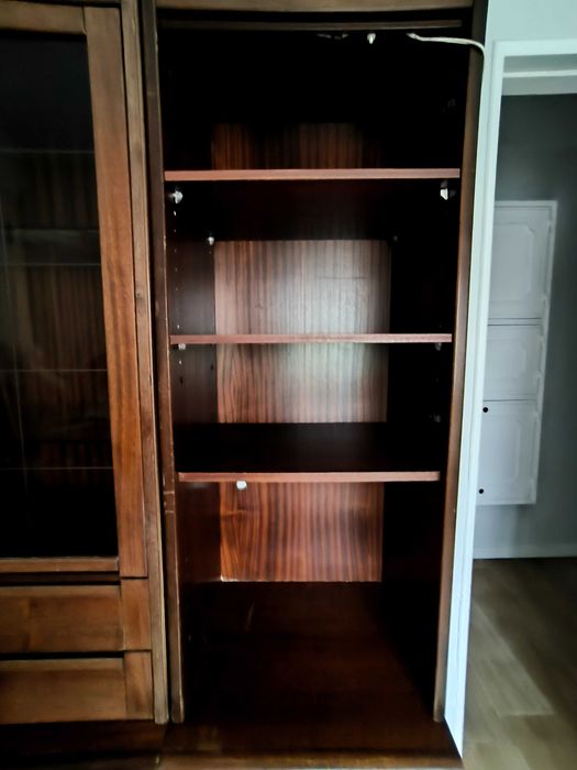 Móvel de sala em mogno, em bom estado