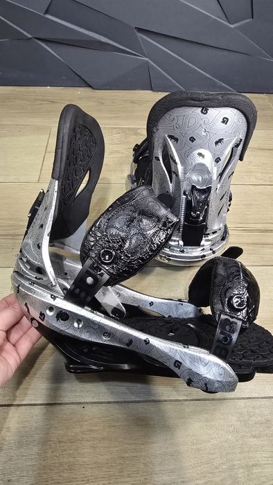 Wiązania snowboardowe Burton L