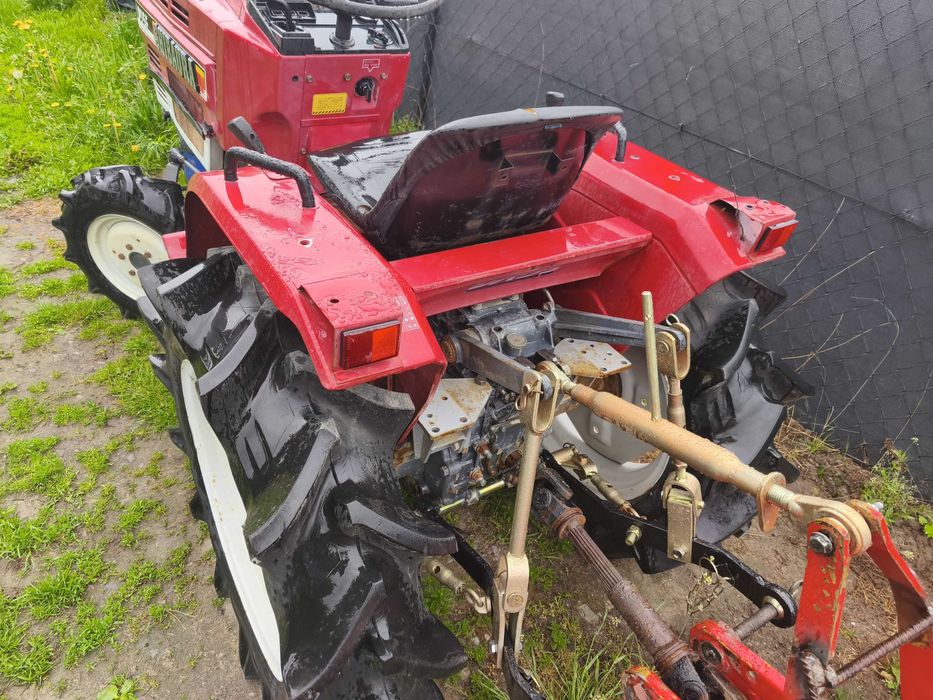 Traktor Shibuara P15F
