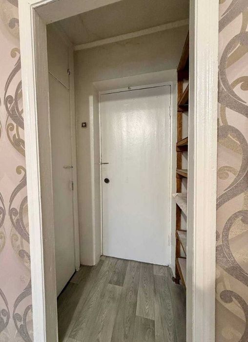 Продам 2хкомн квартиру. Торг. Программы