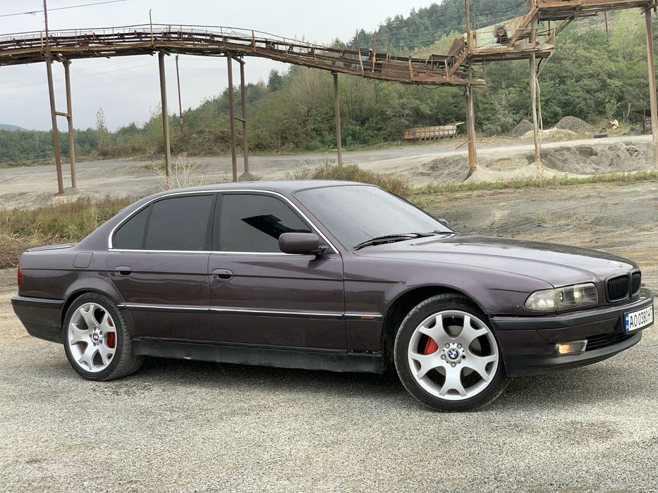 Продаж Bmw 7 е38