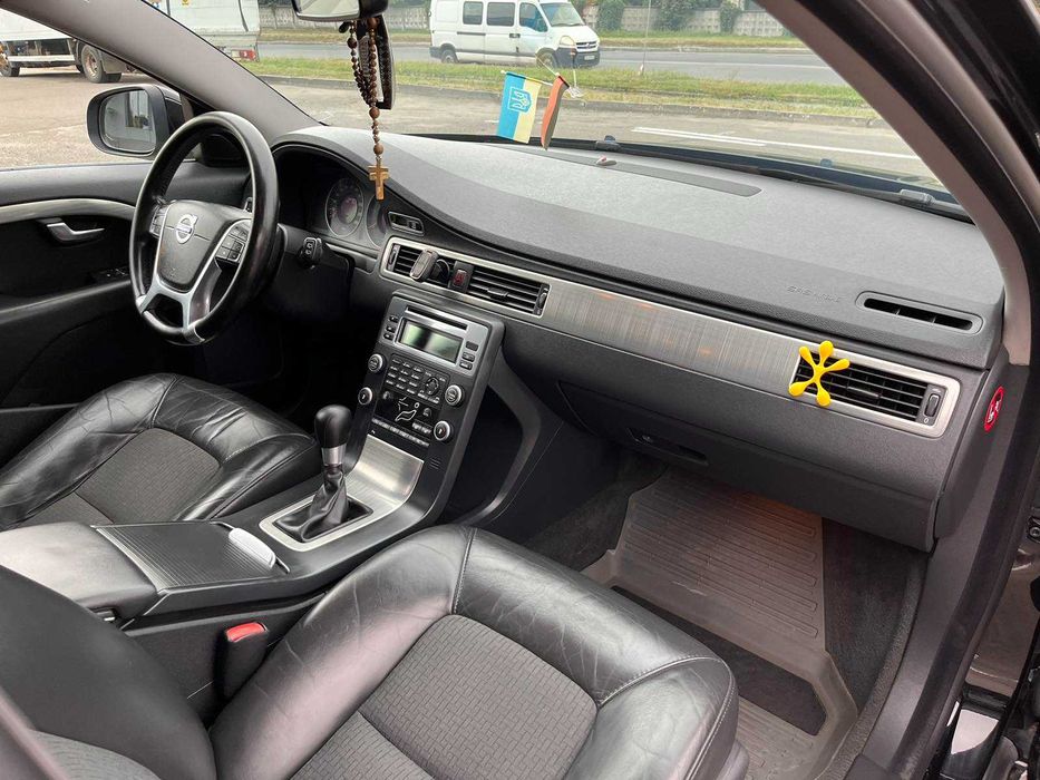 VOLVO V70, 2010 р.
