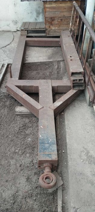 Продам раму з катоком 2,2 м і колесами для саморобної БДТ