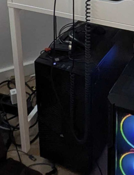 PC Gaming Ryzen 5 3600 + RX 5700 XT + 32 GB RAM + SSD 1 TB