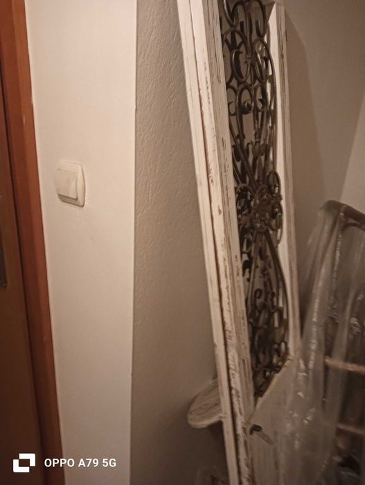 Półka narożna biała
