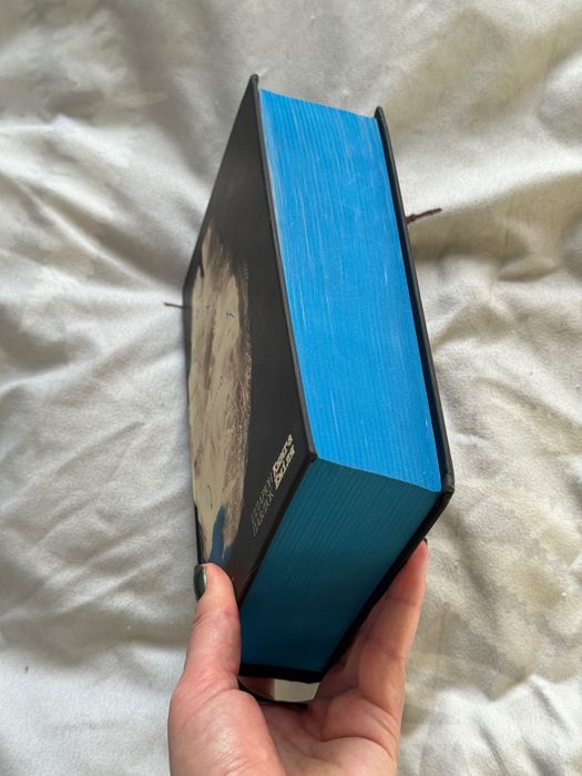 Я бачу вас цікавить пітьма Іларіон Павлюк чудовий стан