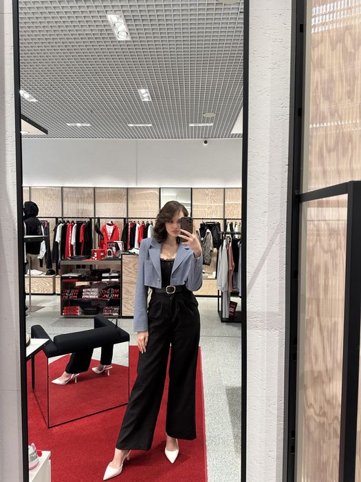 Блакитний жакет zara M розмір