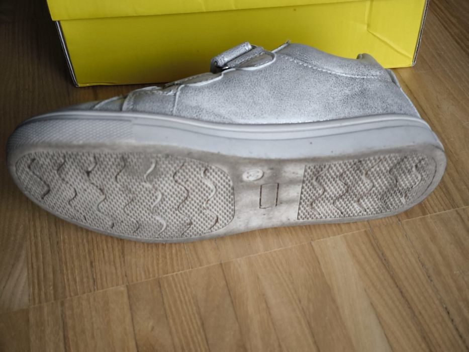 Buty jesienno-wiosenne, rozmiar 30