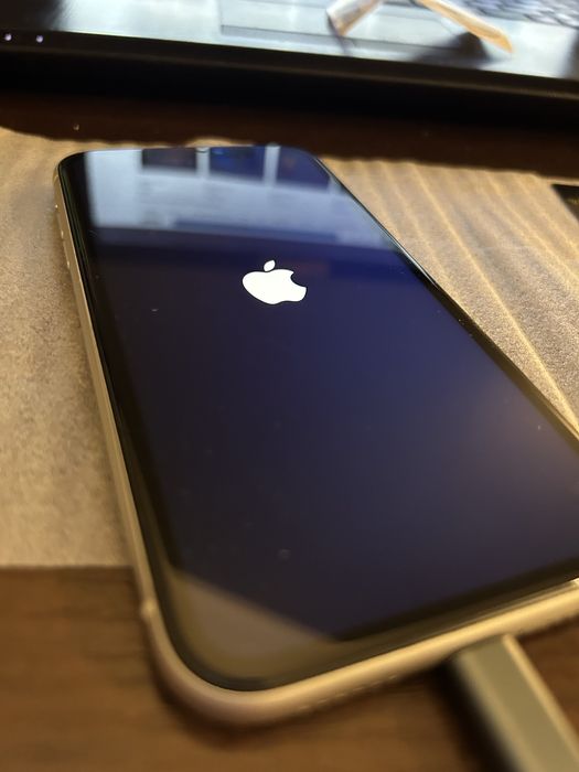 iPhone 11 64gb uszkodozny