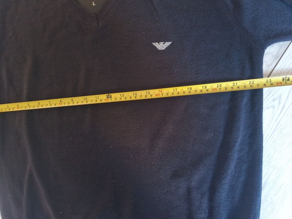 Sweter emporio Armani EA7 L w serek granatowy exchange