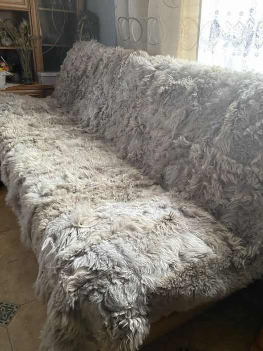 Narzuta ze skory owczej duza