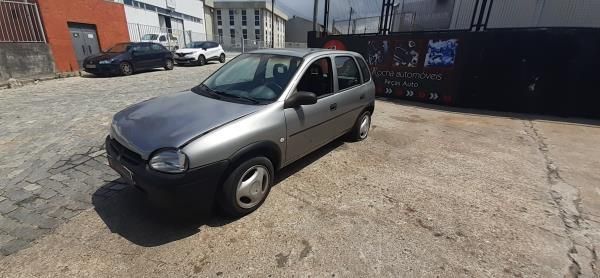 Para Peças Opel Corsa B (S93)