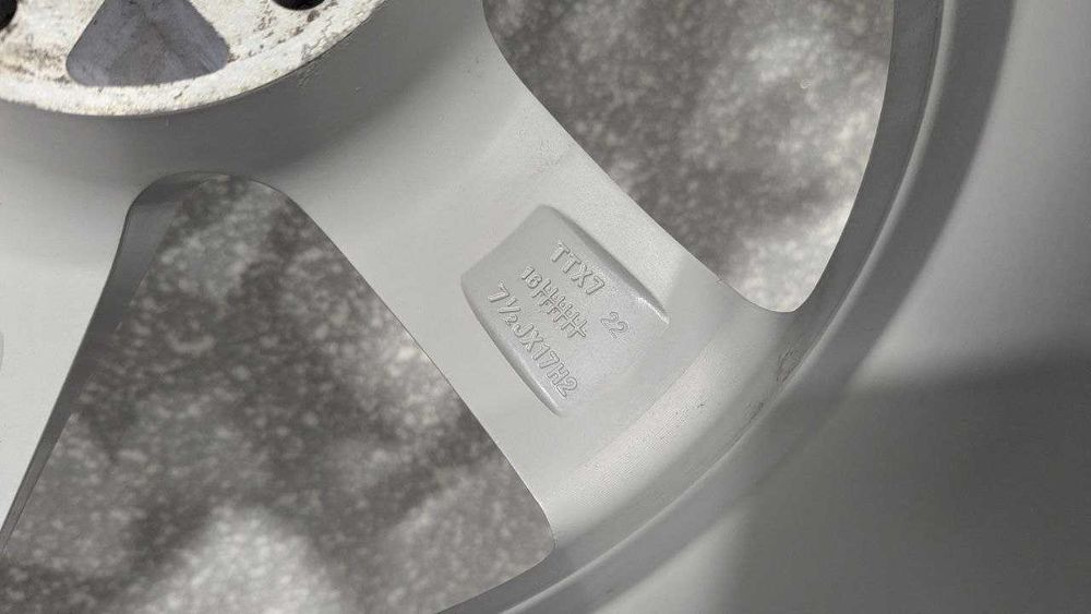 Диски Mercedes 5/112 R17 7.5J ET40 dia66.6mm