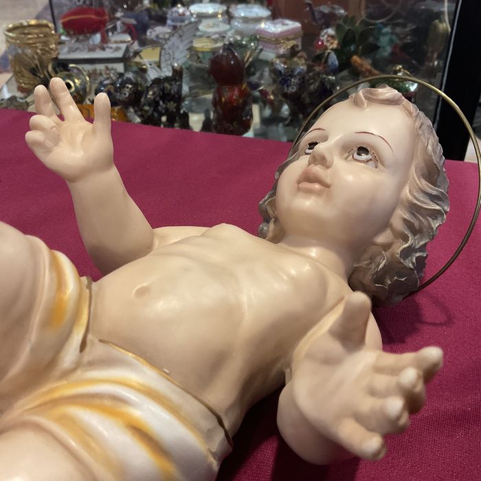 Menino Deitado  peça religiosa 26 cm