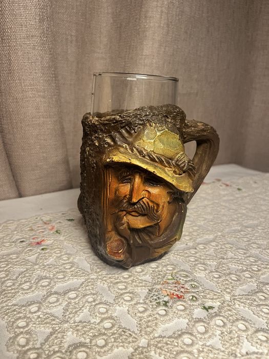 Kufel do piwa z dekoracją imitującą drewno - postać #13