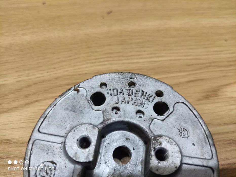 Kubota X760 Nożyce Magneto Koło Magnesowe