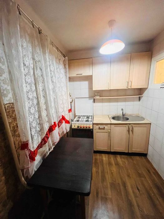 Здам 3к квартиру поблизу метро Вокзальна вул. Кавказька 9