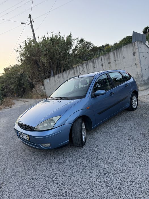 Ford focus 1.4 zetec se gasolina 2002 em bom estado negociavel