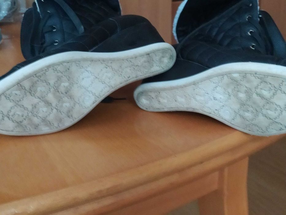 Botki zimowe na kożuszku czarne