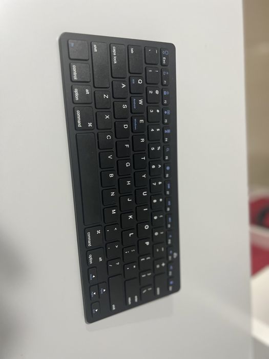 Teclado Mini Wireless Sem fios da marca Rohs