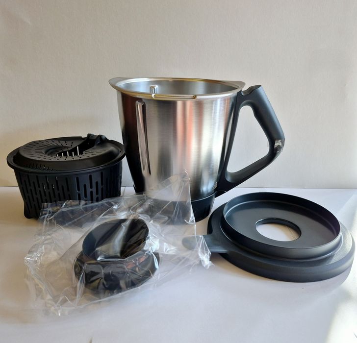 Thermomix,  naczynie mixujące/garnek z koszyczkiem nowe Tm6