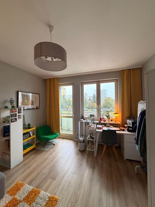 Pokój w mieszkaniu 3 osobowym