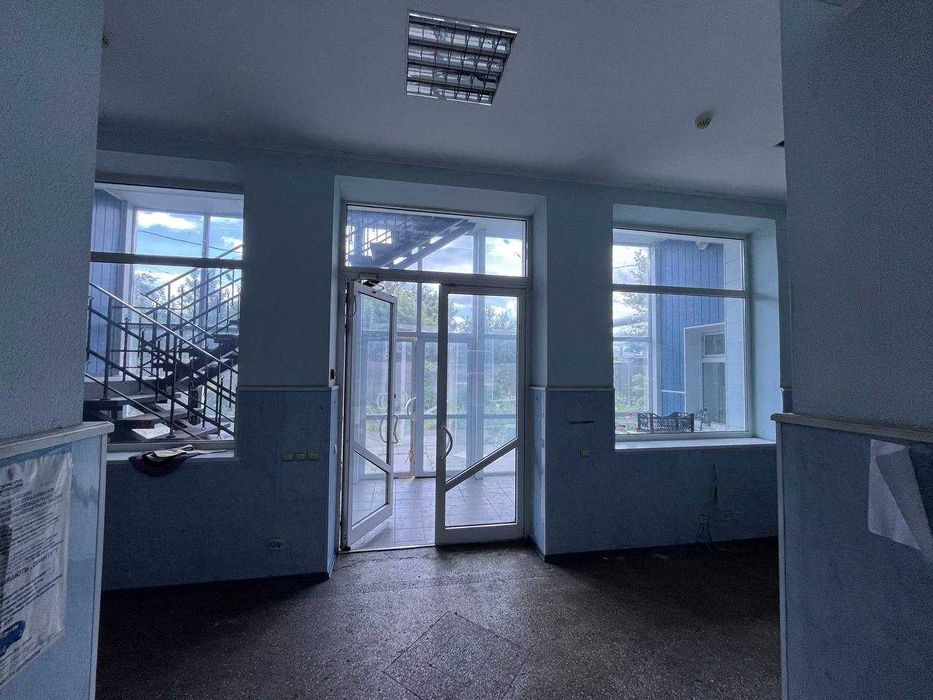 Продаж комерційного приміщення район Ріпкиньська