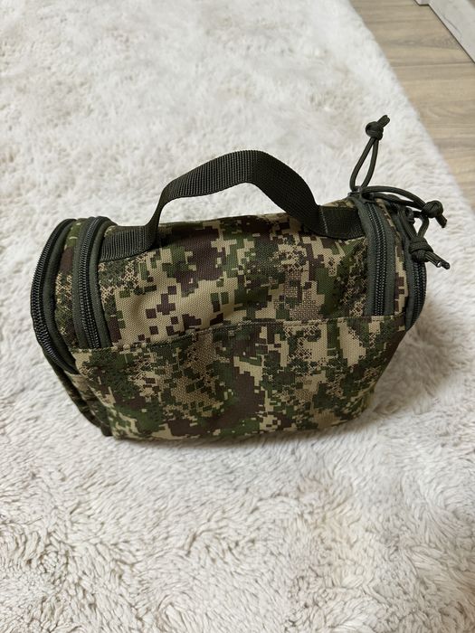 Продаю косметичку нацесер військову