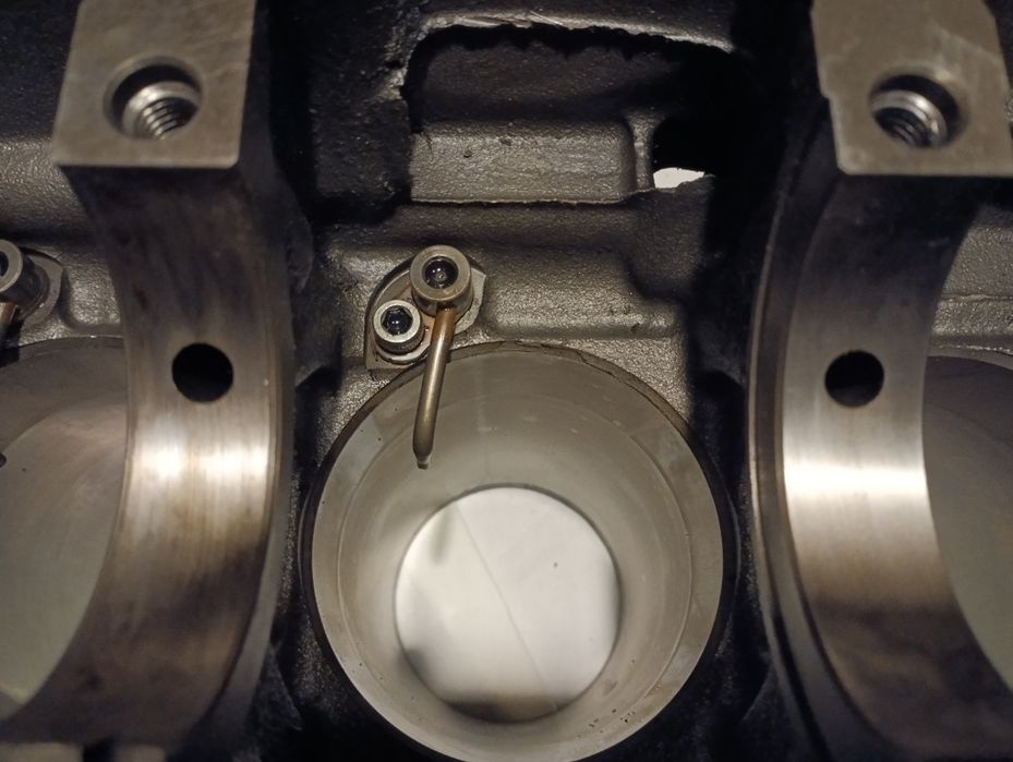 Блок двигателя D4FD