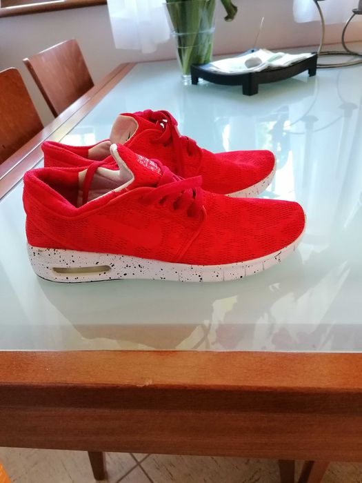 Buty sportowe firmy Nike nowe