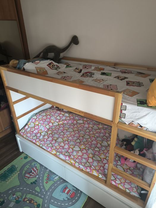 Conjunto beliche - IKEA Kura + Malm com gavetas