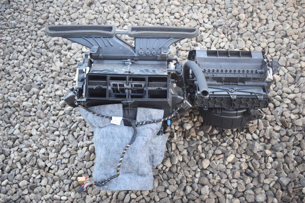 nagrzewnica dmuchawa SKODA OCTAVIA III 15R.europa.5Q1.820005AK