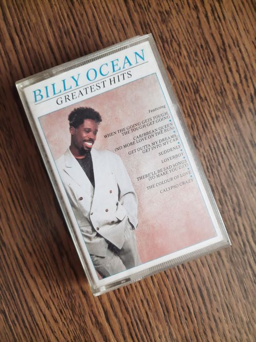 Касети  оригінальні  з записом.