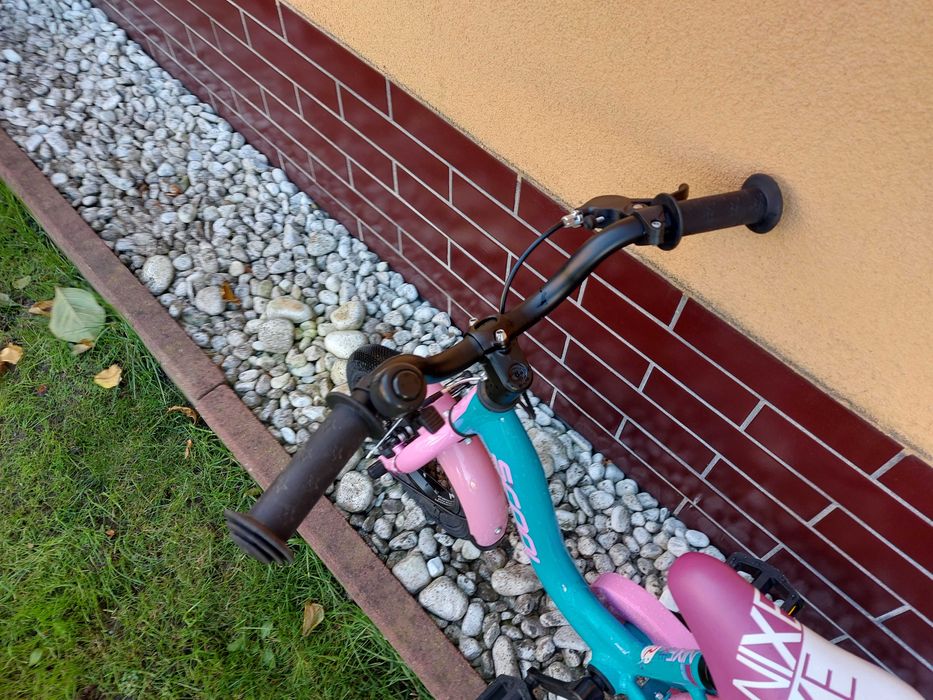 aluminiowy rowerek Scool dla dzieci koła 12cali