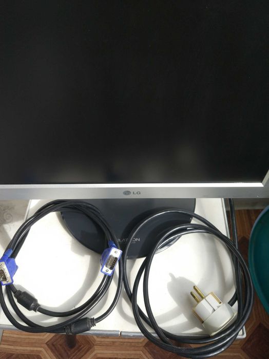 Монитор LG Flatron