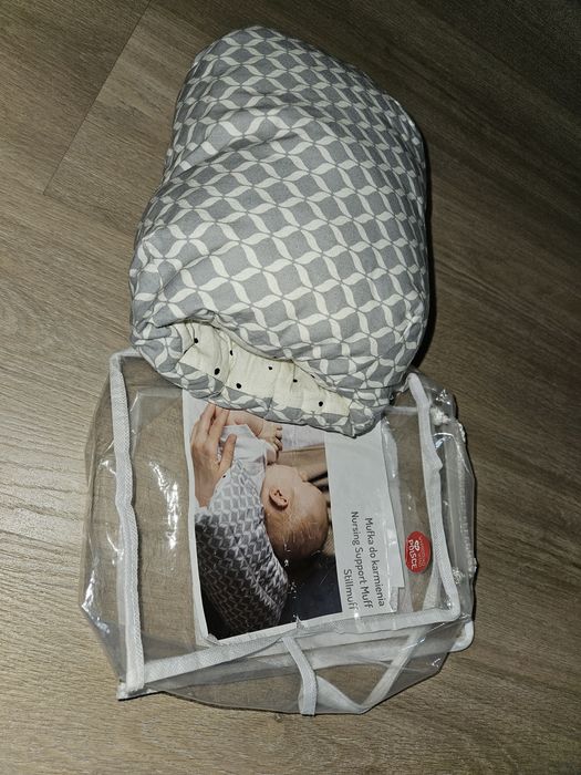 Muffka do karmienia Motherhood
