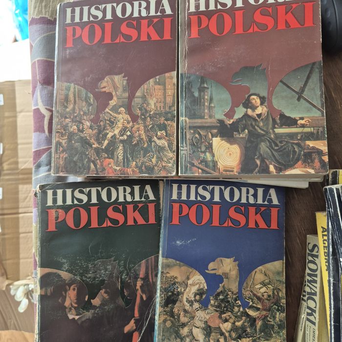 4 tomy Historia Polski  wydania z 1982r