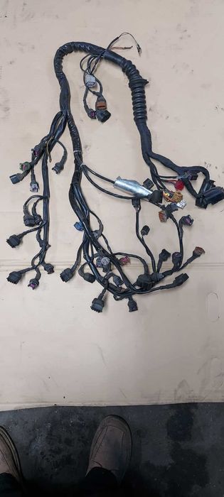 AGB silnik Instalacja elektryczna silnika Audi 2.7 Biturbo