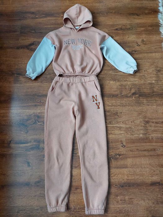 Спортивні костюм на дівчинку ріст 140-146 см