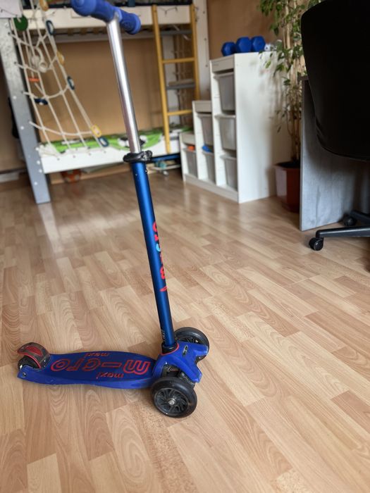 Самокат Micro Maxi синий