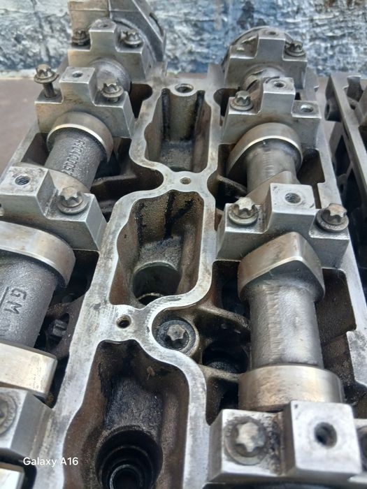 Головка ГБЦ Опель Омега б 2,5 W6