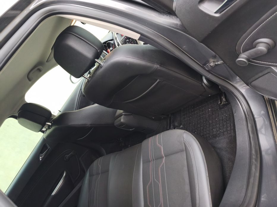 Opel Astra J 1,4 turbo 140km 2012r.