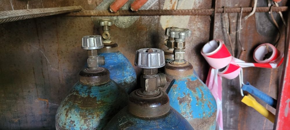 Продам кислородный балон