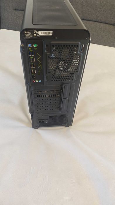 Sprzedam wydajny komputer PC – Idealny do pracy i rozrywki