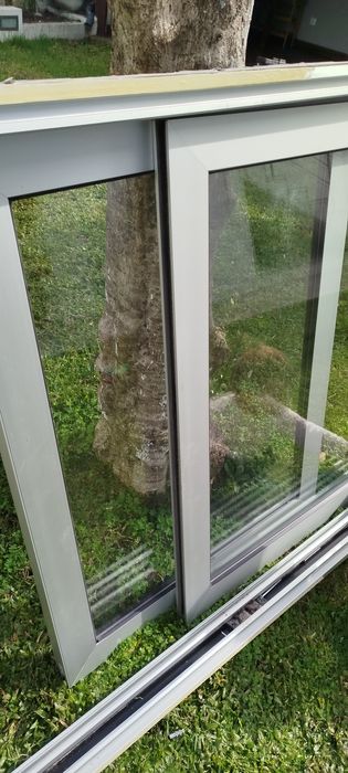 Janela de duas folhas - vidro duplo